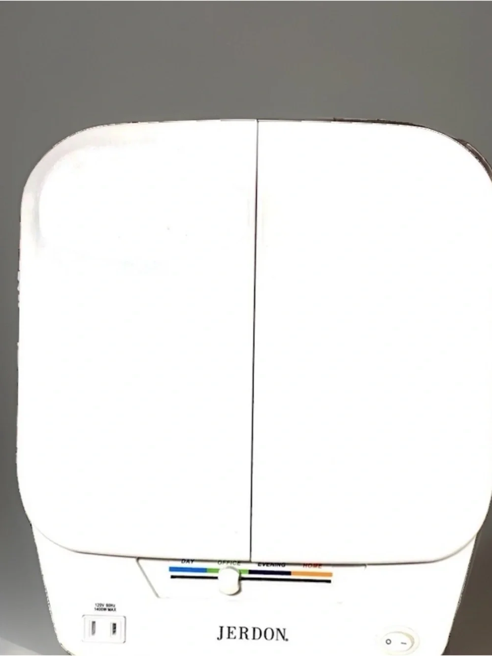 Vintage Jerdon Euro Tri-Fold Lighted Vanity Makeup Mirror 5x magnify 4 Settings
